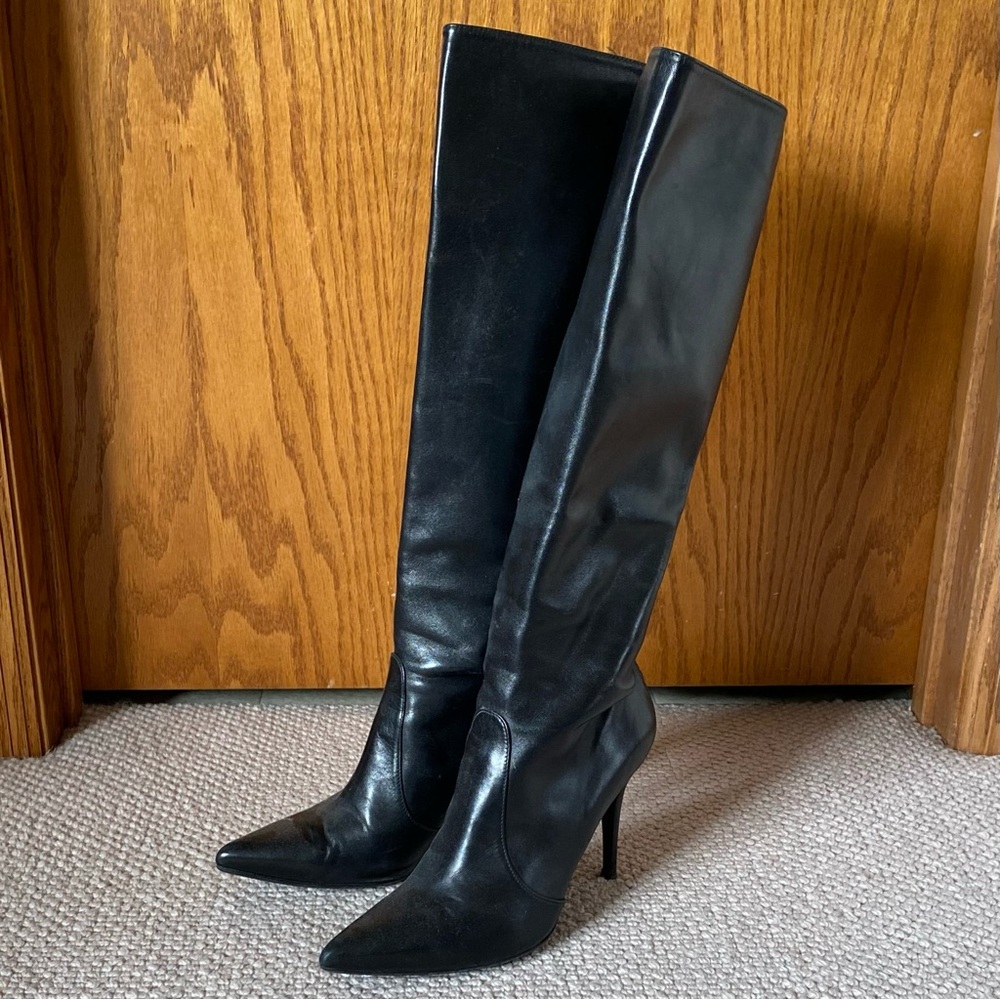 Stuart Weitzman Tall Leather Boots in Black
